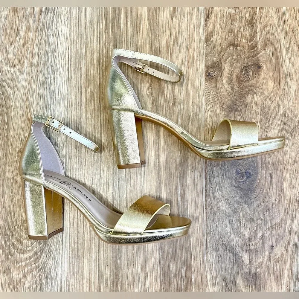 Chinese Laundry Women's Teri New Metallic Heeled Sandal Size 7.5 NWOT